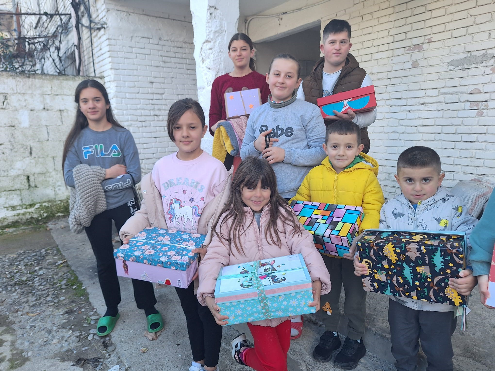 Lees meer over het artikel Schoenendozen voor Albanië